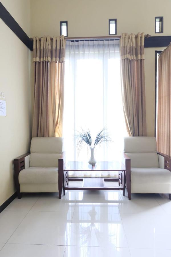 Sarireja Aldeoz Villa Ciater المظهر الخارجي الصورة