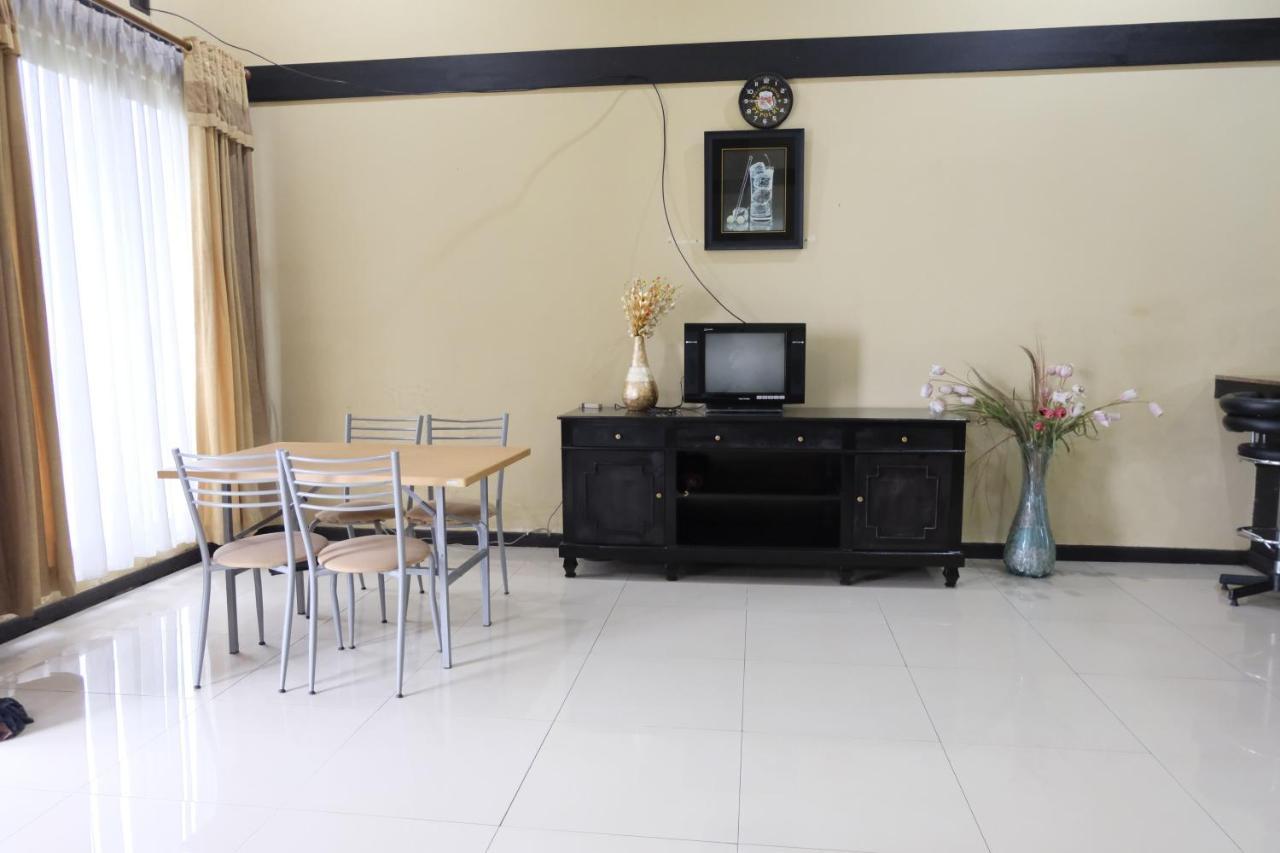 Sarireja Aldeoz Villa Ciater المظهر الخارجي الصورة